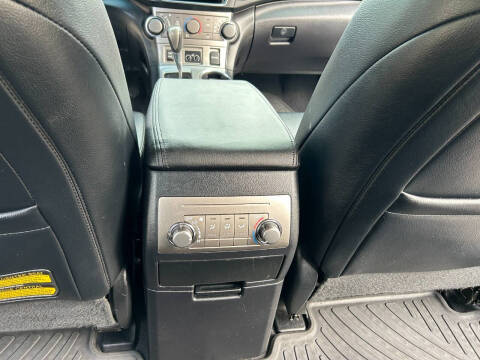 2013 Toyota Highlander SE