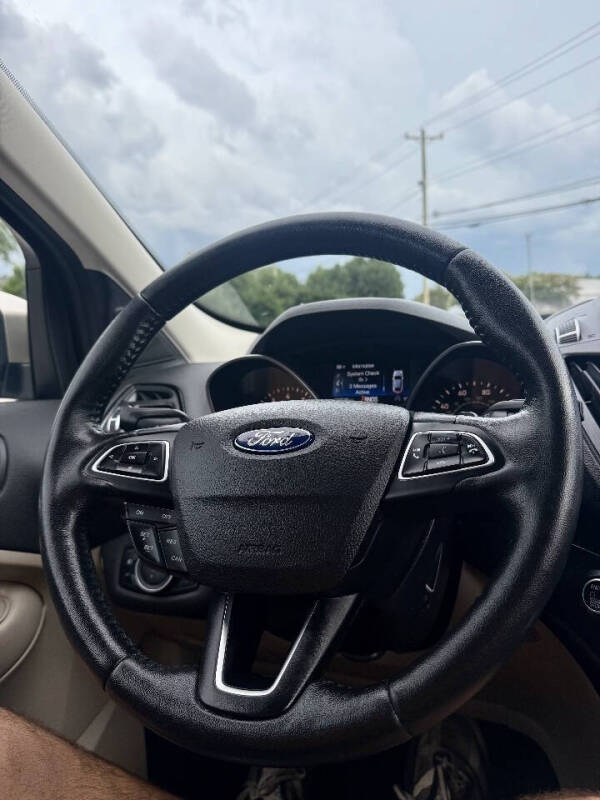 2017 Ford Escape Titanium