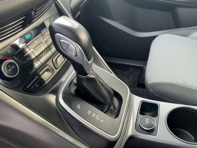 2017 Ford C-MAX Hybrid SE