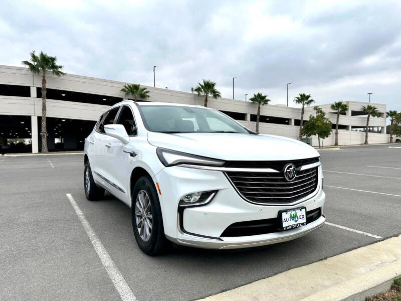 2023 Buick Enclave Essence