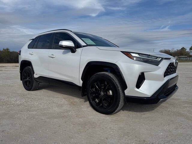 2023 Toyota RAV4 Hybrid SE