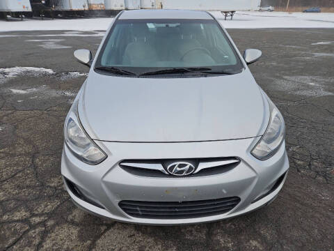 2013 Hyundai Accent GLS