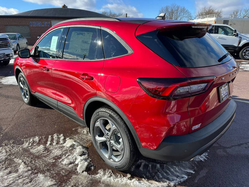 2026 Ford Escape Hybrid ST-Line Select