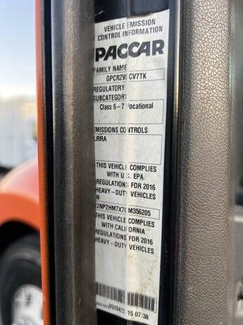 2016 Peterbilt 337
