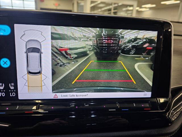 2024 Volkswagen Atlas Cross Sport SE 4Motion