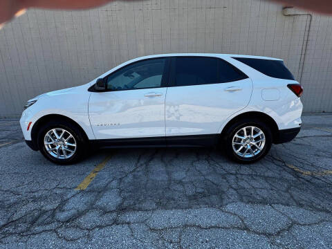 2022 Chevrolet Equinox LS