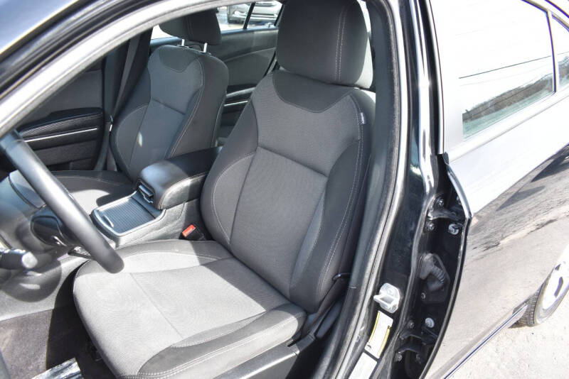 2017 Dodge Charger SE