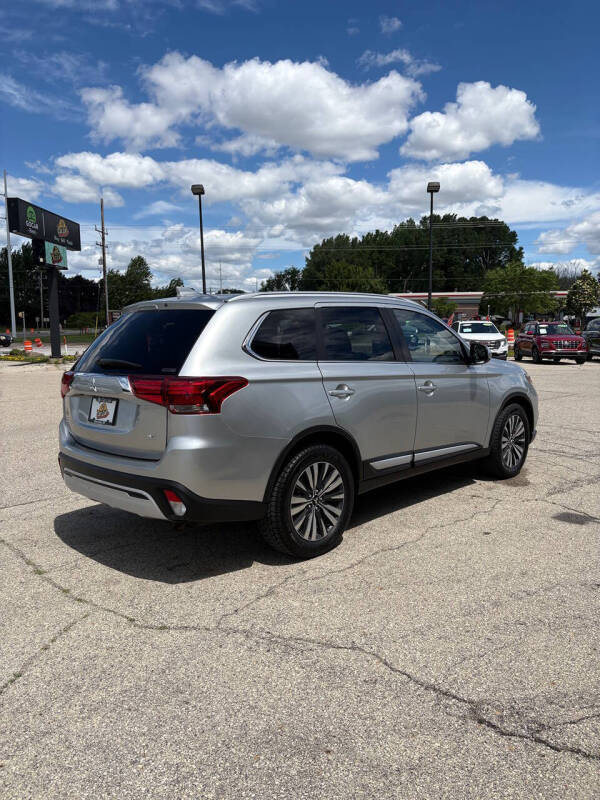 2020 Mitsubishi Outlander SEL