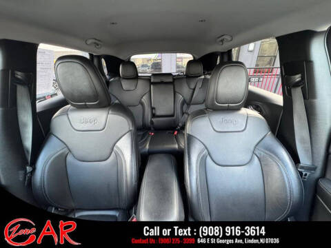 2023 Jeep Cherokee Altitude Lux