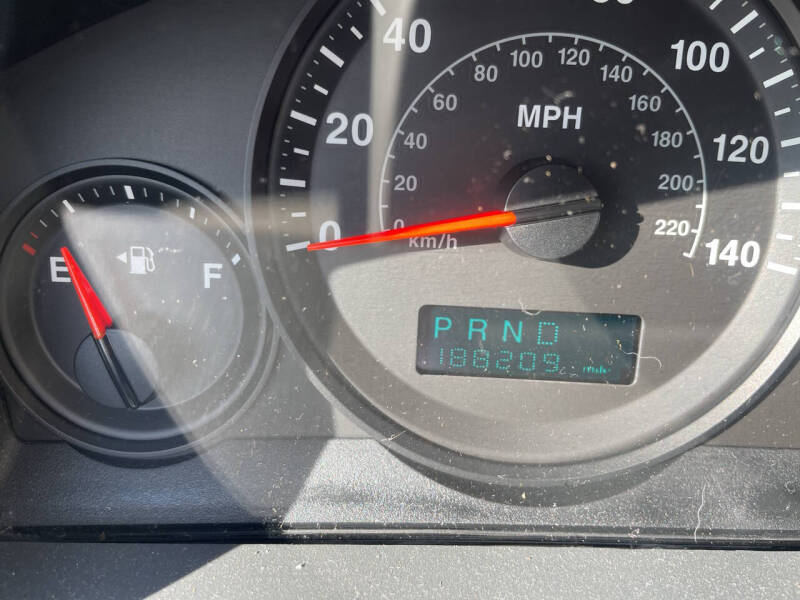 2005 Jeep Grand Cherokee Laredo