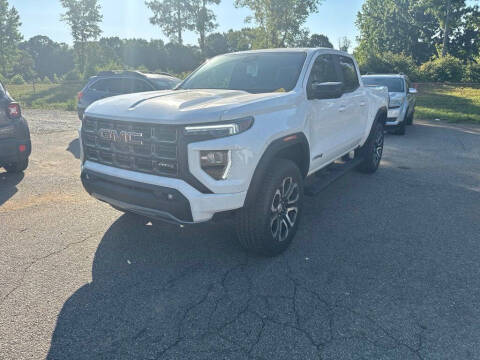 2024 GMC Canyon AT4