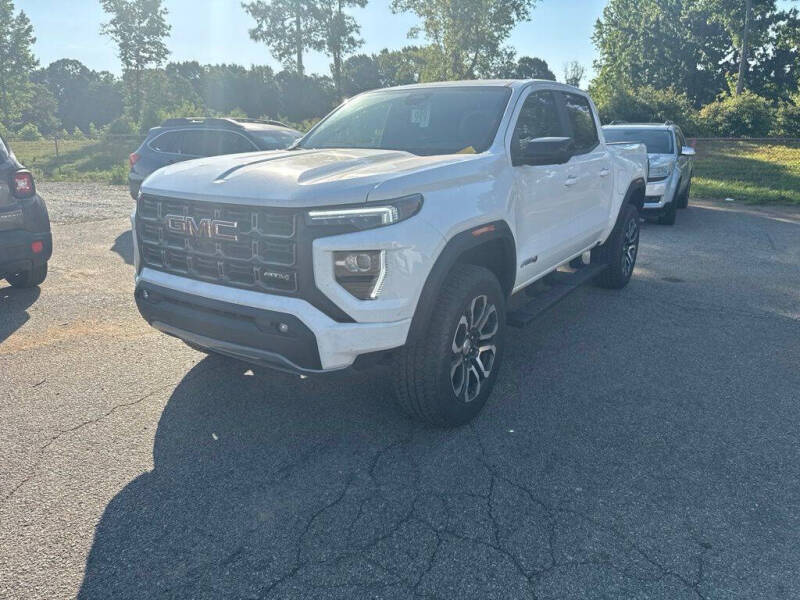 2024 GMC Canyon AT4