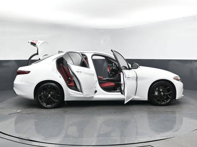 2021 Alfa Romeo Giulia Ti