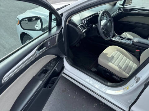 2018 Ford Fusion Hybrid S