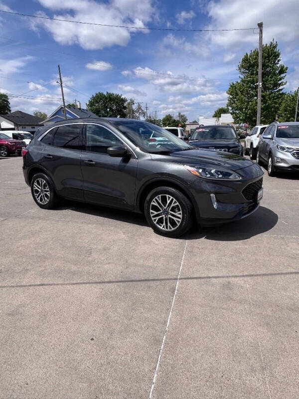 2020 Ford Escape SEL