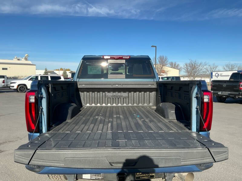 2025 GMC Sierra 3500HD