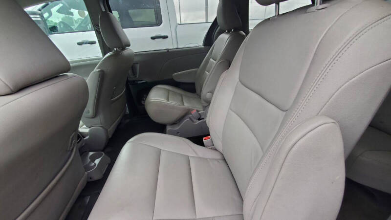 2017 Toyota Sienna