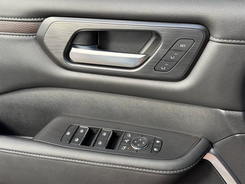 2025 Nissan Armada Platinum Reserve