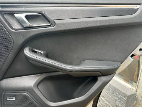 2017 Porsche Macan GTS