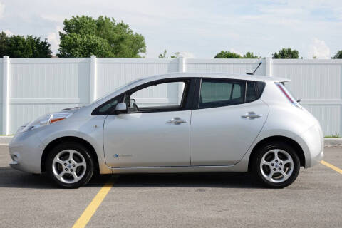2011 Nissan LEAF SV