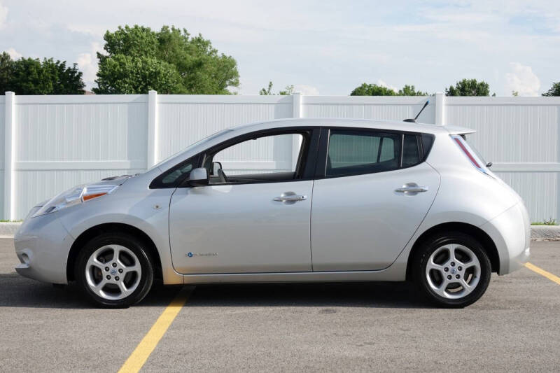 2011 Nissan LEAF SV