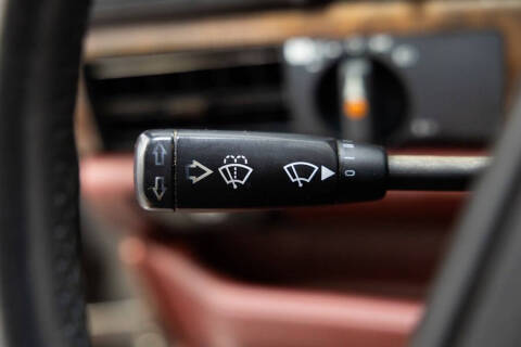 1988 Mercedes-Benz 560-Class 560 SEL