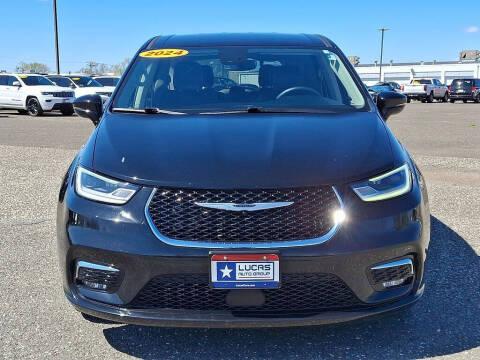 2024 Chrysler Pacifica Touring L