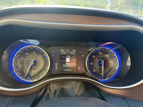 2020 Chrysler Voyager LXi