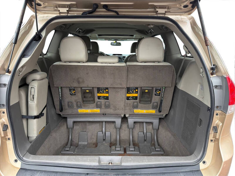 2013 Toyota Sienna