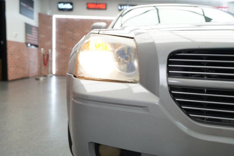 2005 Dodge Magnum RT