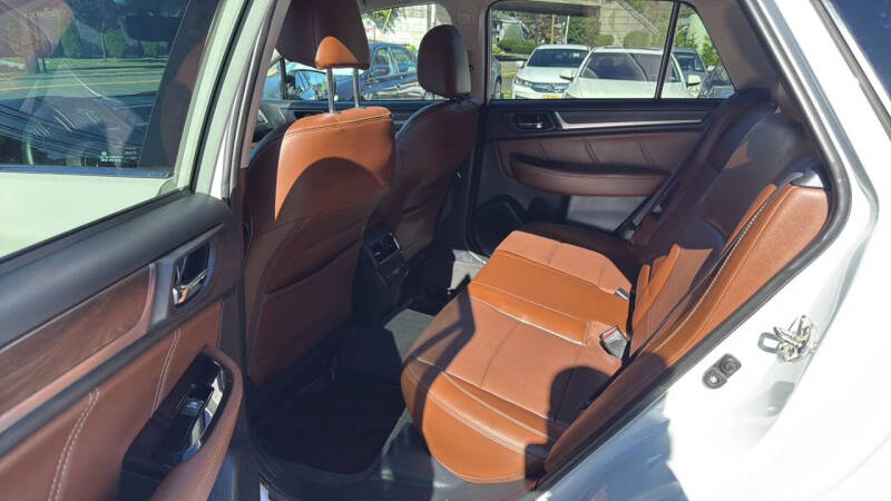 2018 Subaru Outback 2.5i Touring