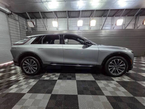 2024 Cadillac LYRIQ Sport 1