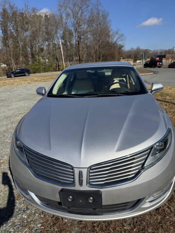 2014 Lincoln MKZ