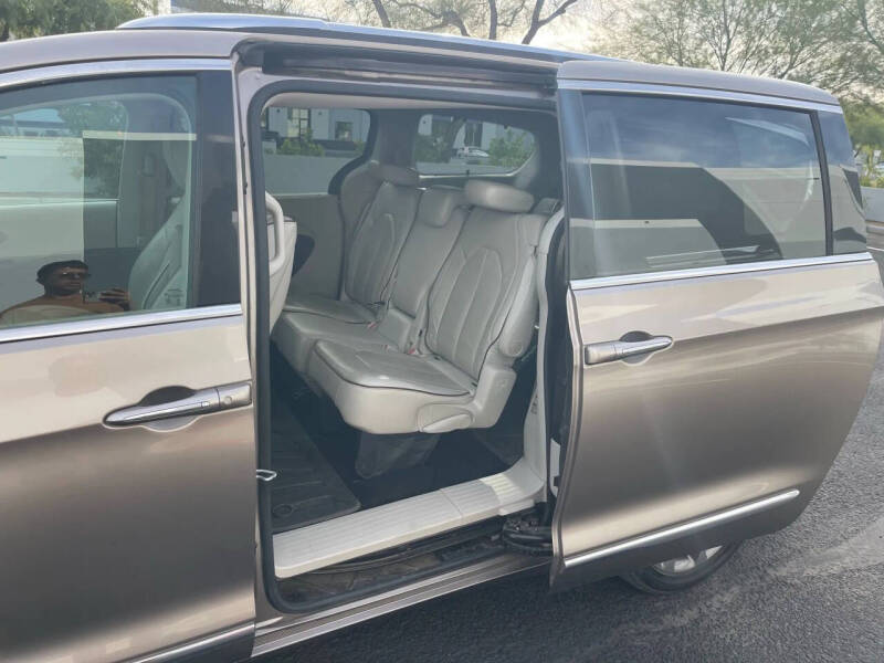 2017 Chrysler Pacifica Limited