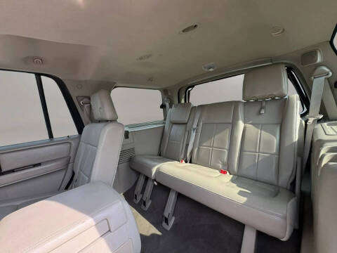 2011 Lincoln Navigator