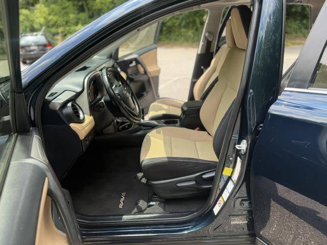 2017 Toyota RAV4 XLE
