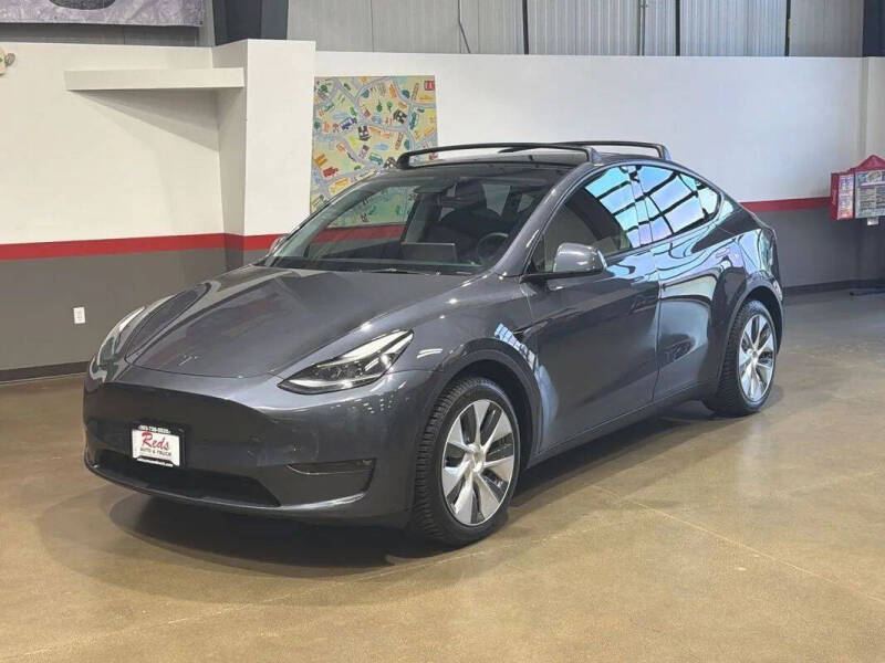 2023 Tesla Model Y Long Range