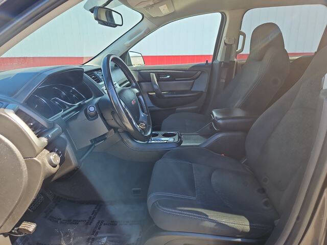 2016 GMC Acadia SLE-2