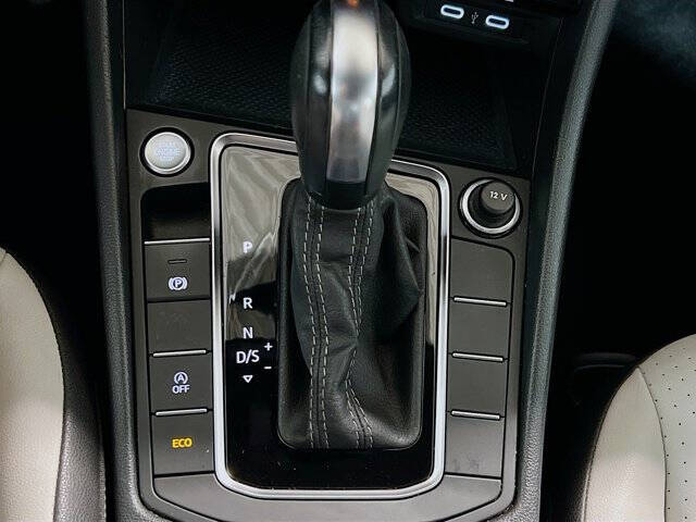 2020 Volkswagen Jetta R-Line