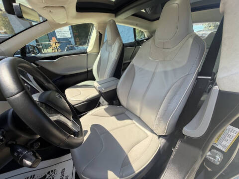 2013 Tesla Model S Performance