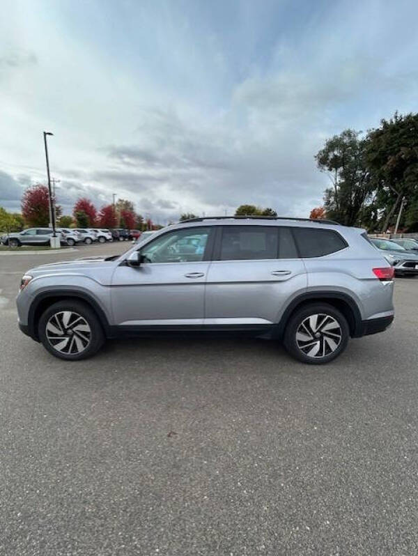 2024 Volkswagen Atlas SE 4Motion