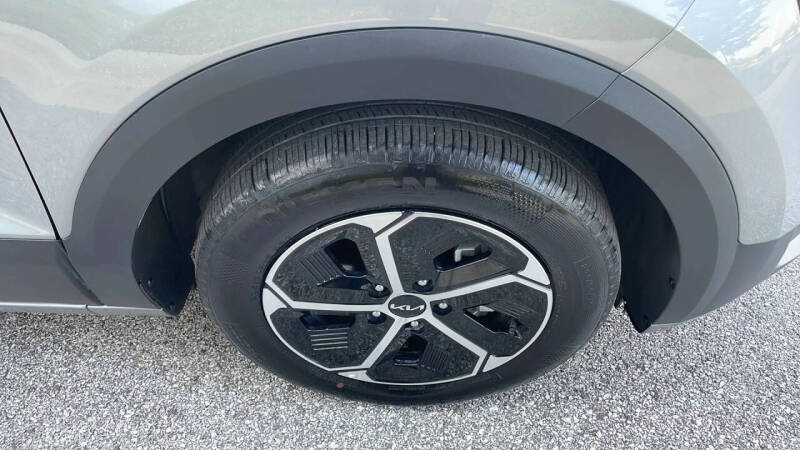2026 Kia Niro LX