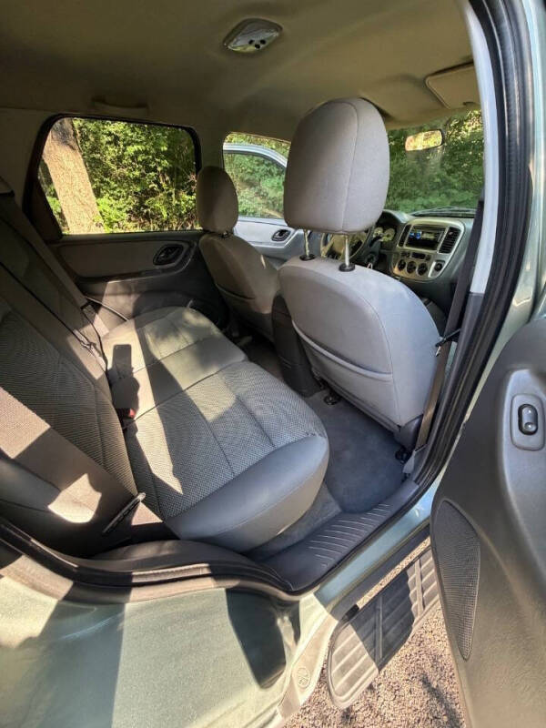 2005 Ford Escape XLT