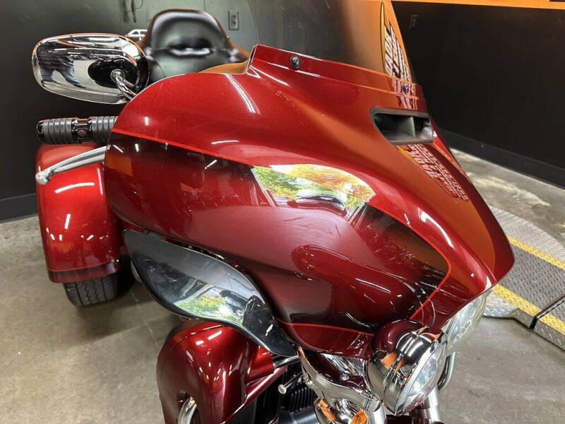 2023 Harley-Davidson FLHTCUTGAN - Tri Glide U