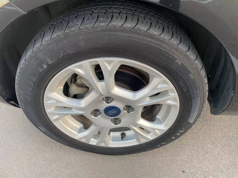 2015 Ford Fiesta SE