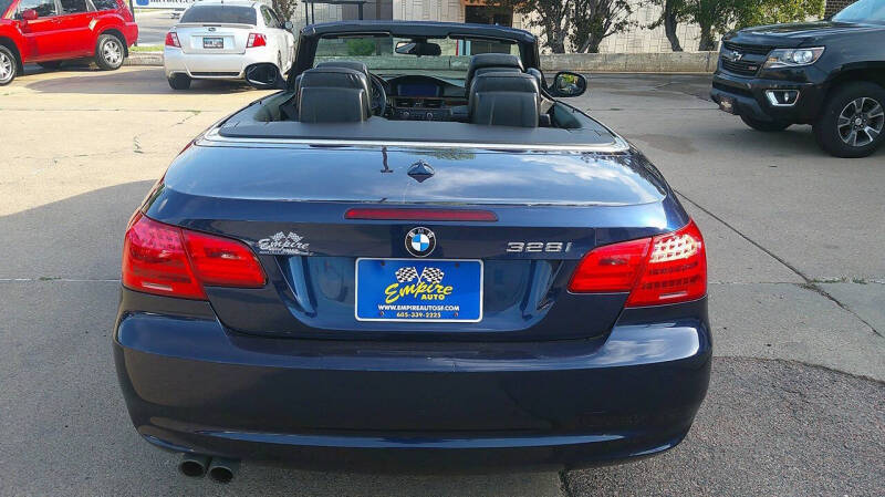 2011 BMW 3 Series 328i