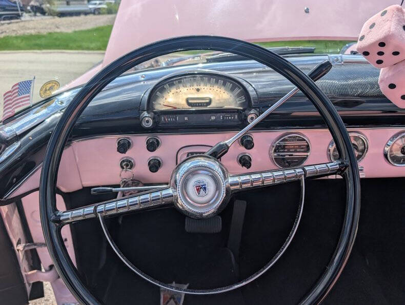 1955 Ford Sunliner