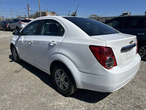 2014 Chevrolet Sonic LT Auto
