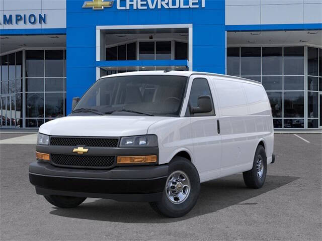 2025 Chevrolet Express 2500