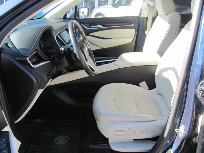 2023 Buick Enclave Premium